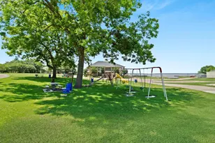 426 Candlelight Ln, Livingston, TX 77351 - Photo 29
