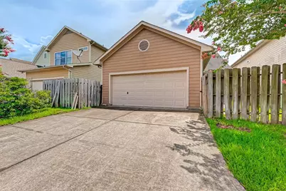 7130 Pavilion Drive, Houston, TX 77083 - Photo 19