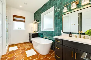 13010 Buccaneer Pkwy, Freeport, TX 77541 - Photo 19