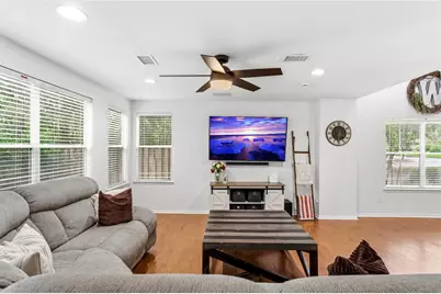 42 W Gaslight Place, The Woodlands, TX 77382 - Photo 15