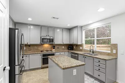 42 W Gaslight Place, The Woodlands, TX 77382 - Photo 19