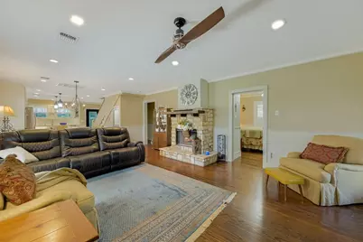 741 S Madison Street S, La Grange, TX 78945 - Photo 11