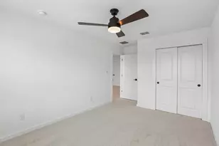 7922 Jade Crst Dr, Angleton, TX 77515 - Photo 21