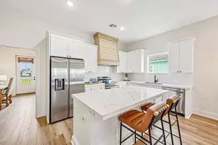 2435 103rd St, Galveston, TX 77554 - Photo 11