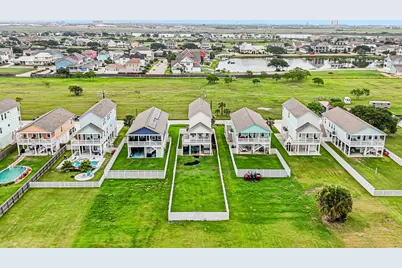 2435 103rd Street, Galveston, TX 77554 - Photo 47