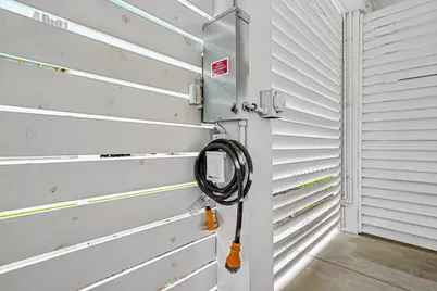 2435 103rd Street, Galveston, TX 77554 - Photo 31