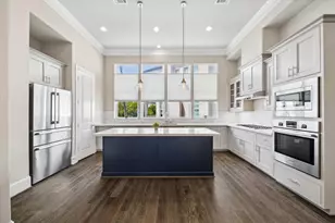 6068 Kansas St, Houston, TX 77007 - Photo 13