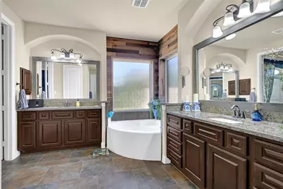 1110 Parkers Creek Lane, Friendswood, TX 77546 - Photo 25