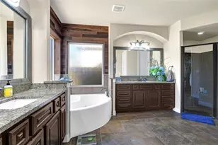 1110 Parkers Creek Ln, Friendswood, TX 77546 - Photo 23