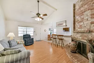 12118 Kirkholm Dr, Houston, TX 77089 - Photo 7