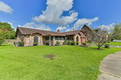 12118 Kirkholm Drive, Houston, TX 77089 - Photo 33