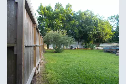 815 W Rittenhouse Road, Houston, TX 77091 - Photo 5