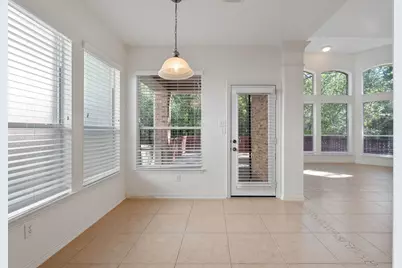 11 Korbel Ct, The Woodlands, TX 77382 - Photo 13