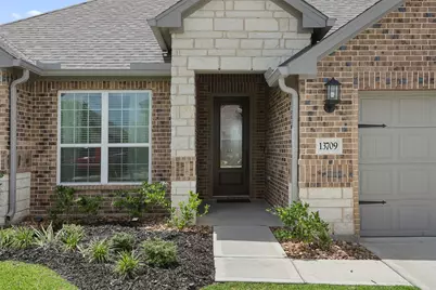 13709 Gaff Rig Drive, Texas City, TX 77510 - Photo 5