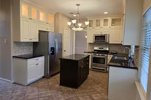 231 Needleleaf Ln, Sugar Land, TX 77479 - Photo 7