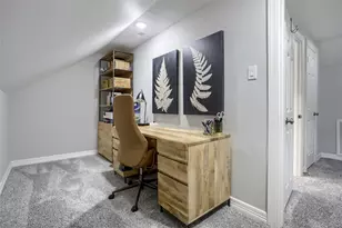 9214 Bintliff Dr, Houston, TX 77074 - Photo 25
