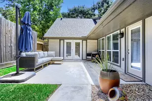 9214 Bintliff Dr, Houston, TX 77074 - Photo 29