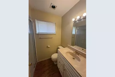 118 Honeysuckle Street, Lake Jackson, TX 77566 - Photo 11
