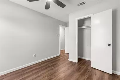 8451 S Meadow Bird Circle, Missouri City, TX 77489 - Photo 21