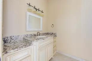 903 Chenango Dr, Angleton, TX 77515 - Photo 33