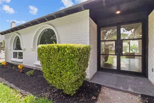 2823 Stetson Ln, Houston, TX 77043 - Photo 3