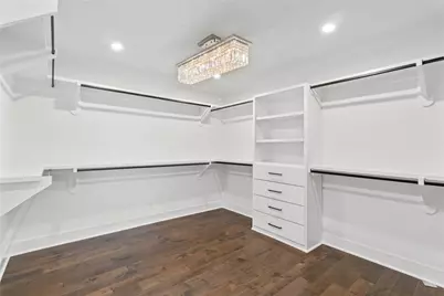 2823 Stetson Lane, Houston, TX 77043 - Photo 19