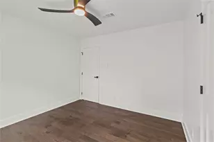 2823 Stetson Ln, Houston, TX 77043 - Photo 15