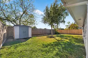 4311 Townes Forest Rd, Friendswood, TX 77546 - Photo 19