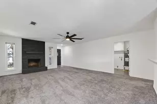 4311 Townes Forest Rd, Friendswood, TX 77546 - Photo 3