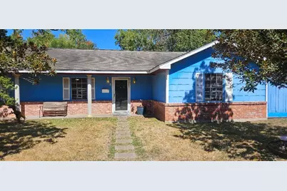 146 Hohldale Street, Houston, TX 77022 - Photo 1