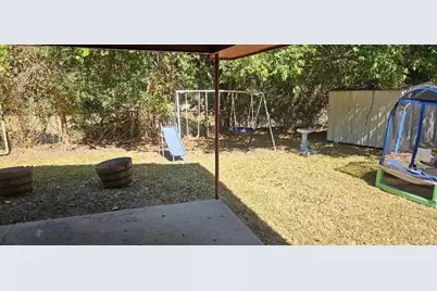 146 Hohldale Street, Houston, TX 77022 - Photo 31