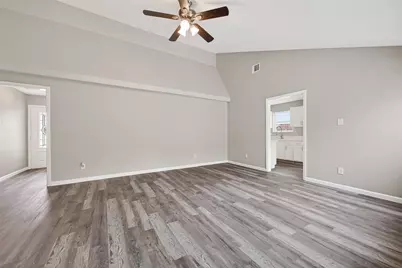 13110 Naples Lane, Stafford, TX 77477 - Photo 11