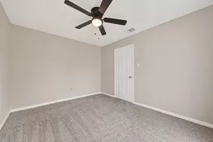 13110 Naples Ln, Stafford, TX 77477 - Photo 27
