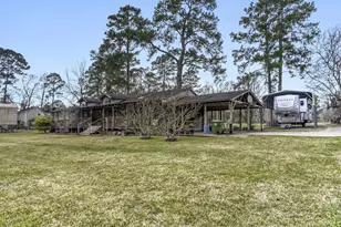 414 Co Rd 4011, Dayton, TX 77535 - Photo 23