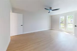 9867 Sageroyal Ln, Houston, TX 77089 - Photo 27