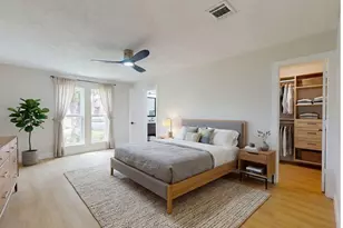 9867 Sageroyal Ln, Houston, TX 77089 - Photo 5