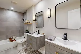 9867 Sageroyal Ln, Houston, TX 77089 - Photo 7
