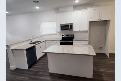 1029 Calvin Avenue #B, Houston, TX 77088 - Photo 1
