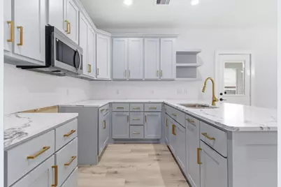 7040 Kinney Street, Houston, TX 77087 - Photo 13