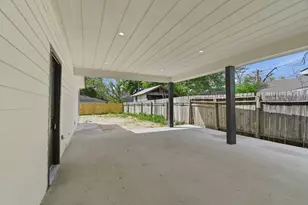 7040 Kinney St, Houston, TX 77087 - Photo 41