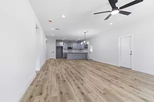 7040 Kinney St, Houston, TX 77087 - Photo 19