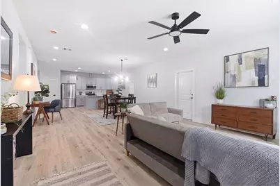 7040 Kinney Street, Houston, TX 77087 - Photo 3