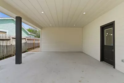 7040 Kinney Street, Houston, TX 77087 - Photo 25