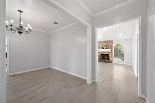 15218 La Paloma Dr, Houston, TX 77083 - Photo 9