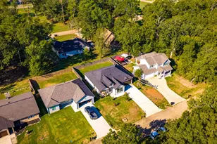 404 Candlelight Ln, Livingston, TX 77351 - Photo 31