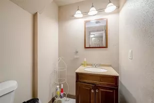 8310 Wild Rose St St, Houston, TX 77083 - Photo 25