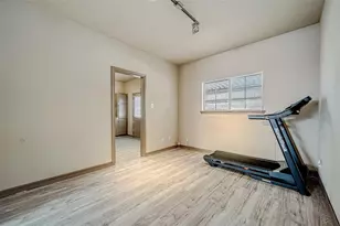 8310 Wild Rose St St, Houston, TX 77083 - Photo 15