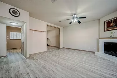 8310 Wild Rose St Street #16C, Houston, TX 77083 - Photo 9
