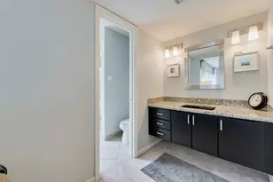 2324 Steel St, Houston, TX 77098 - Photo 37