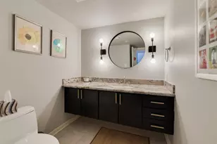 2324 Steel St, Houston, TX 77098 - Photo 9